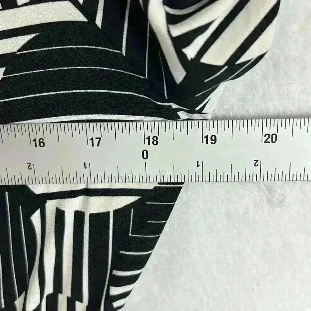 Liz Claiborne Women’s Dress Size Large Black & White Geometric Print Work Office - Picture 10 of 11